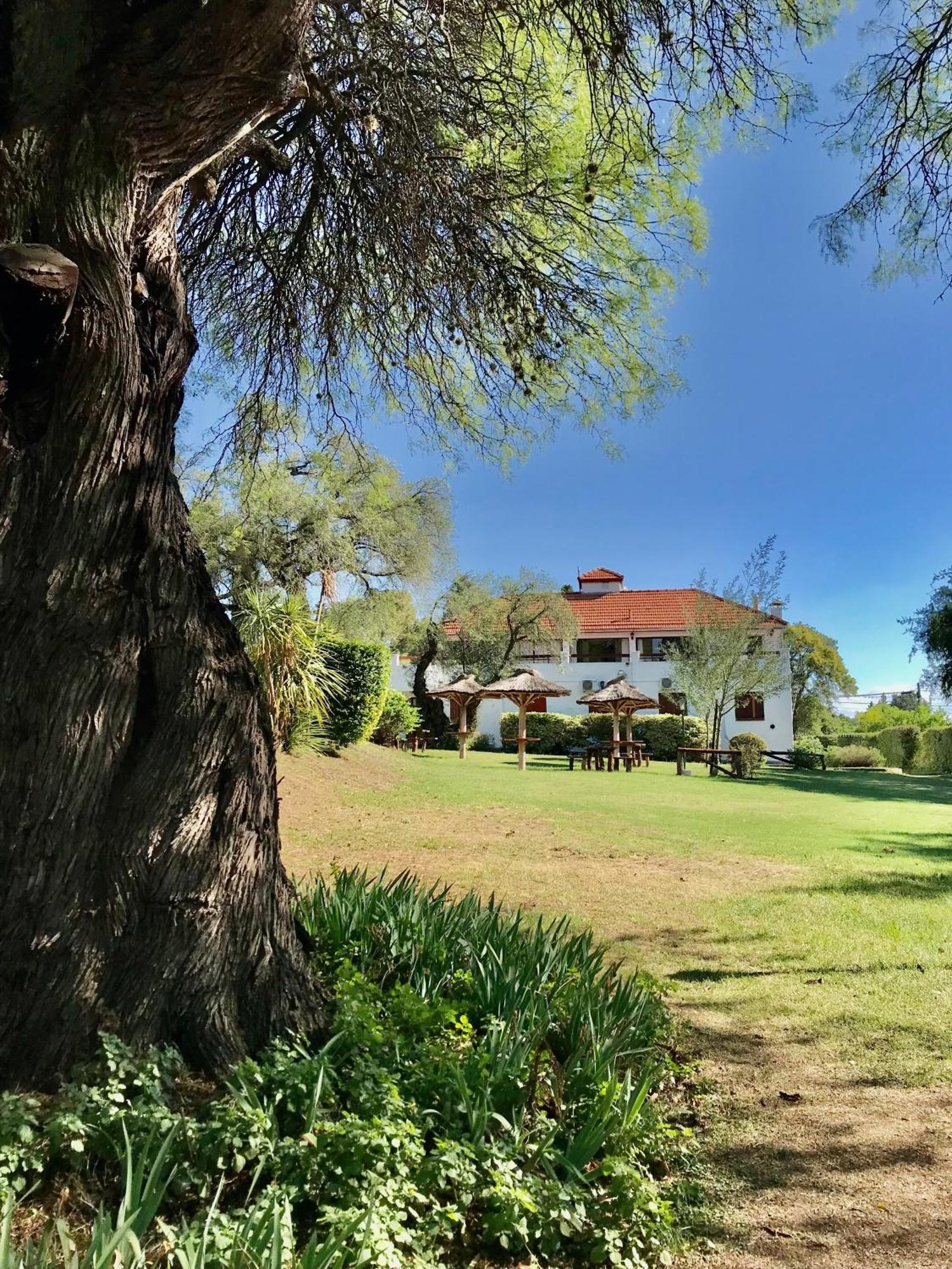 Hosteria de los Cesares Merlo Exterior foto